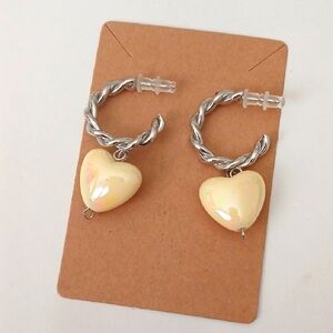 Fashion Jewelry Silver Twisted Hoop Earrings with Yellow  Heart Charms